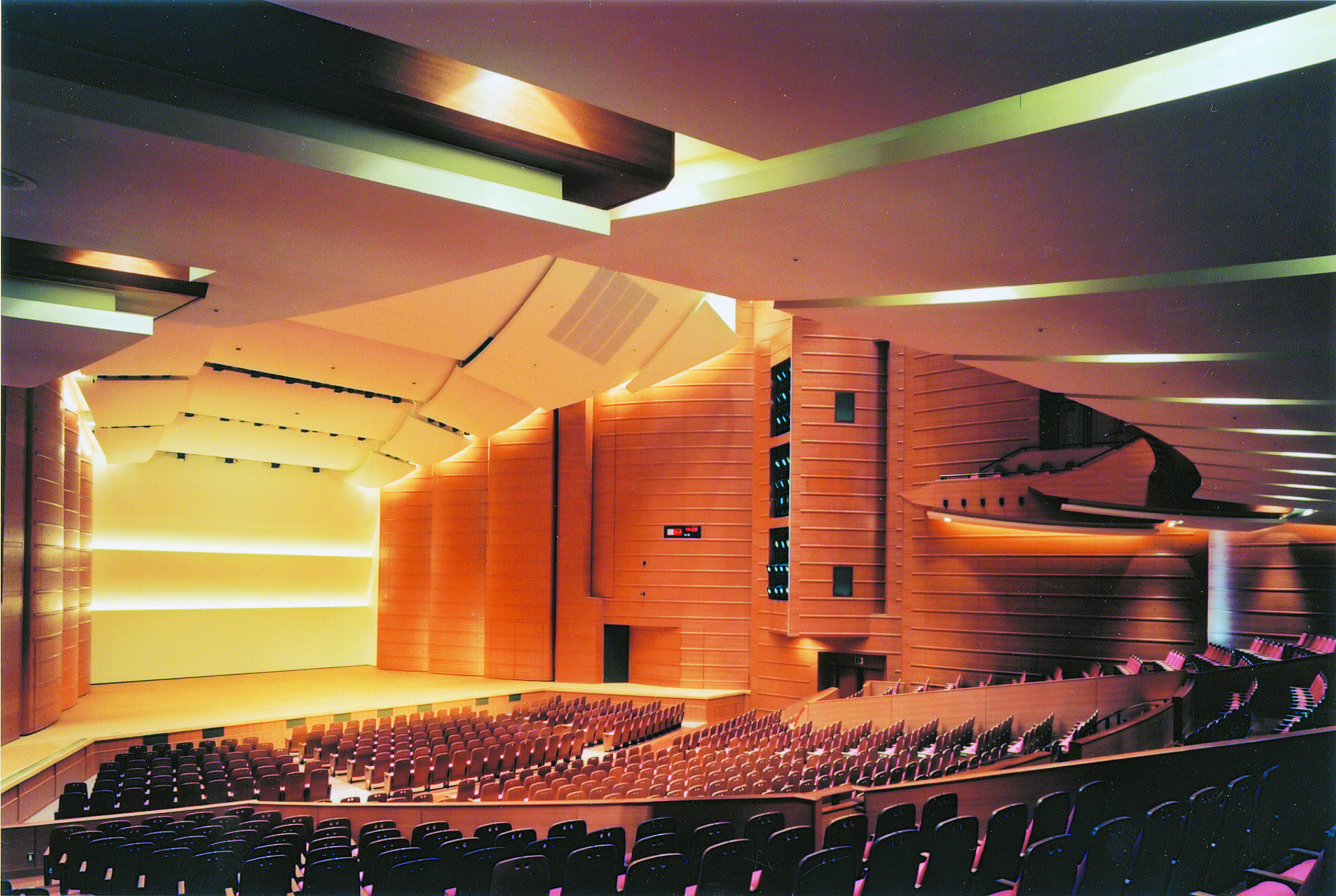 NHK大阪ホール | 施設検索 | 大阪でのMICE開催は大阪観光局公式MICEサイト